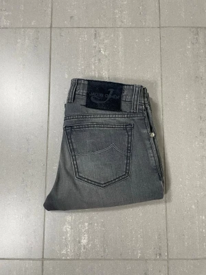 Jacob Cohën Jeans  - Säljer nu dessa Jacob Cohen jeans i modell 688, skriv för fler bilder/frågor🙌🏼 