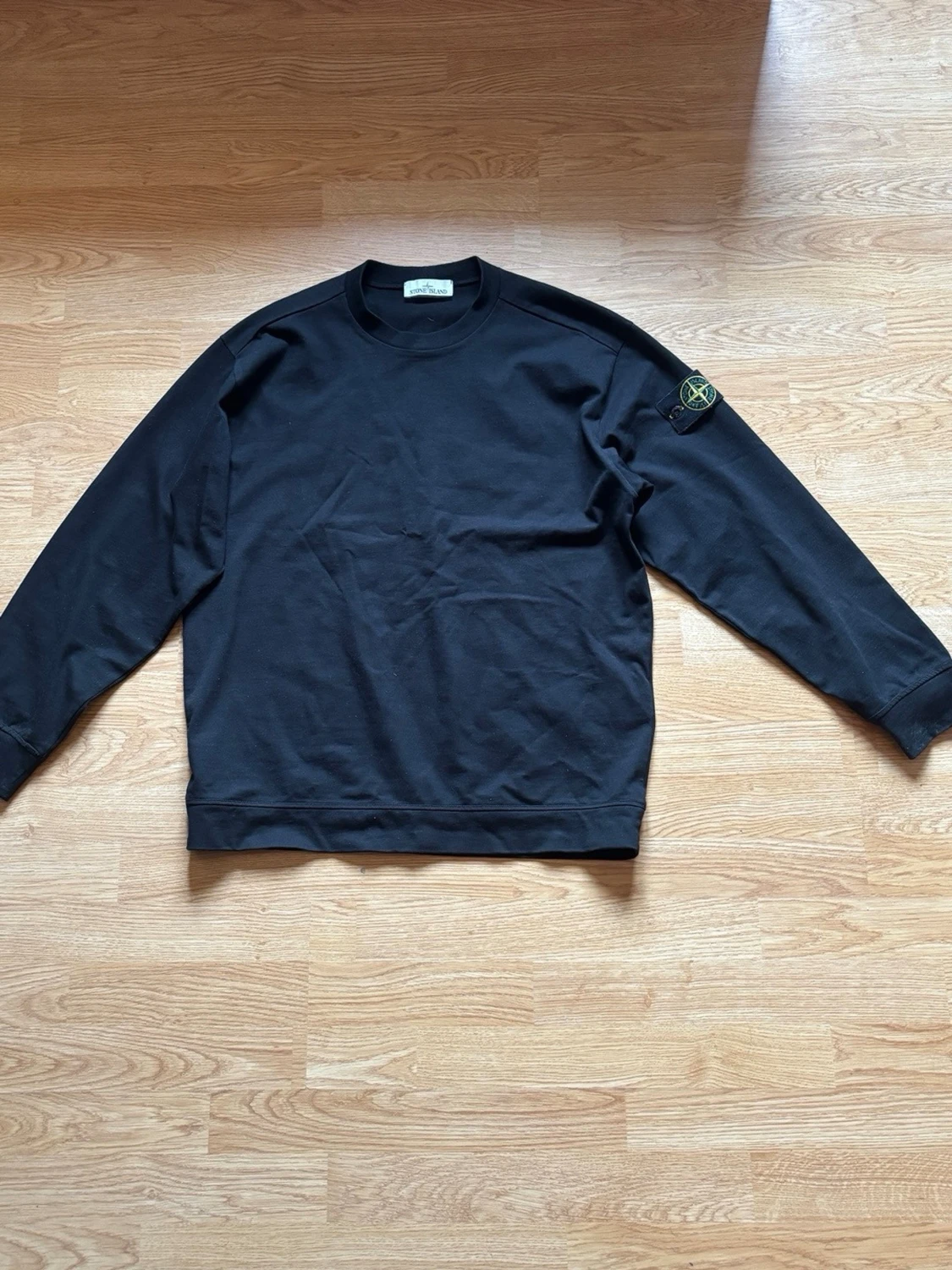 Svart sweatshirt från Stone Island