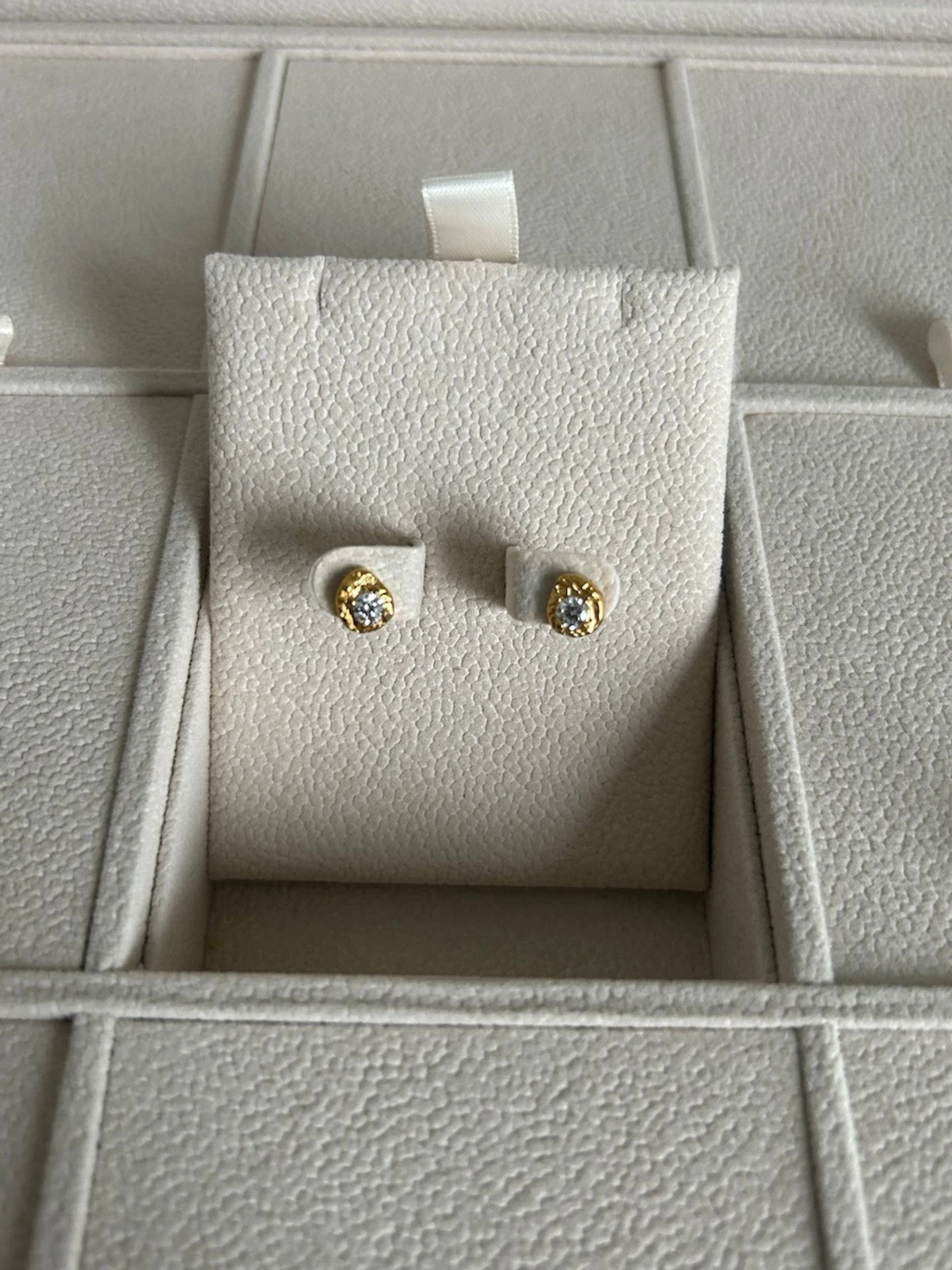 Guldpläterade örhängen med kristall Muli Collection  - 1