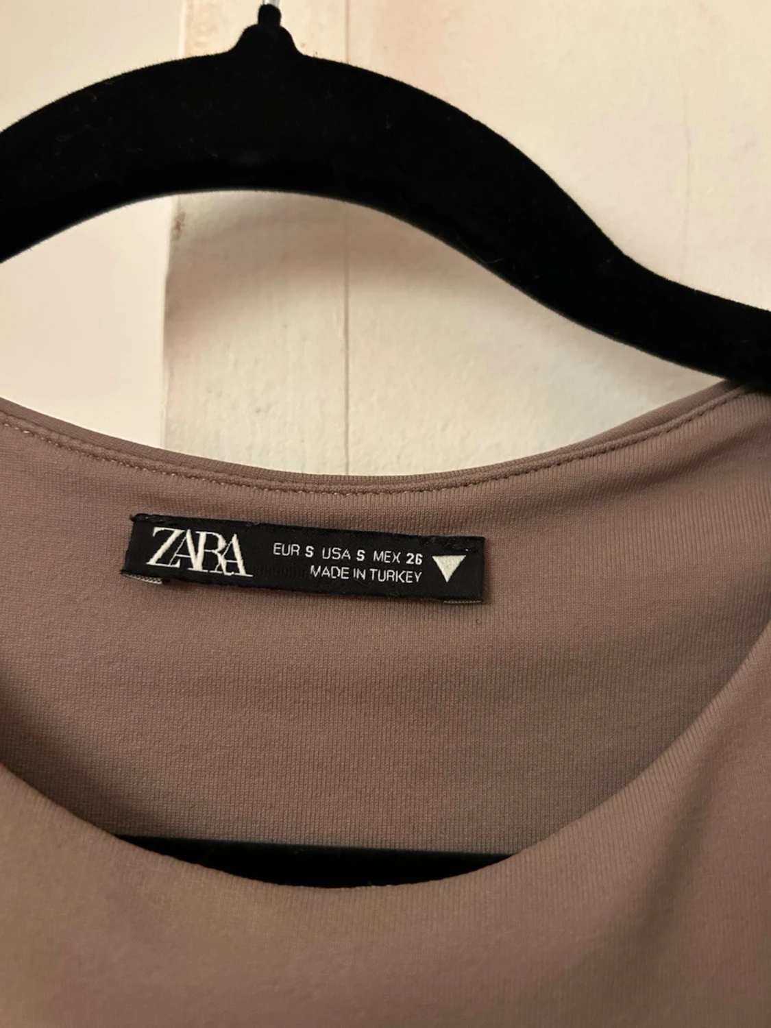 Beige body från Zara - 1