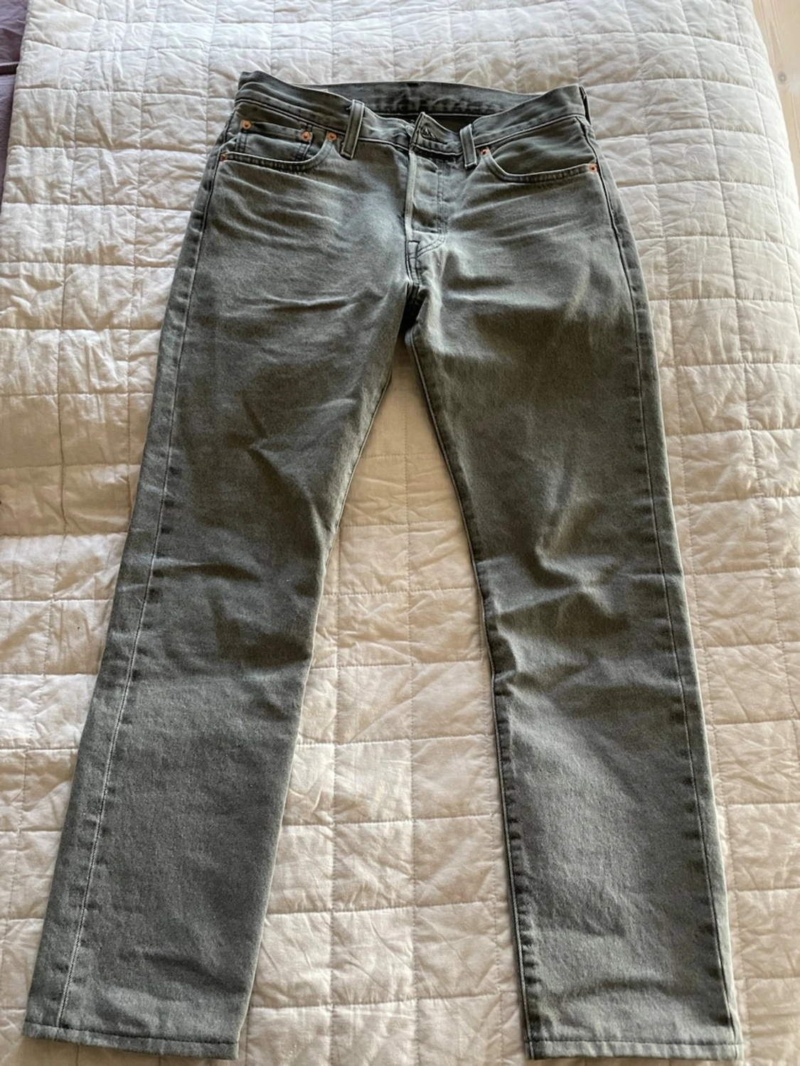 Grå Levi's 501 jeans - 2