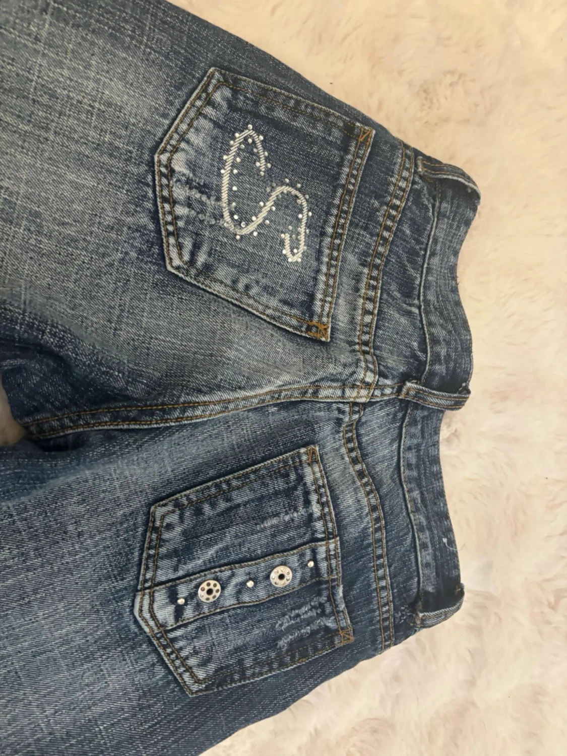 Lågmidjade utsvängda jeans Shaqiru - 3