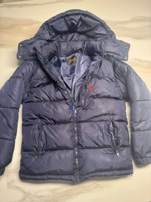 Ralph Lauren Dunnjacka - Helt ny Ralph lauren dunnjacka med tags! Passar 164-174