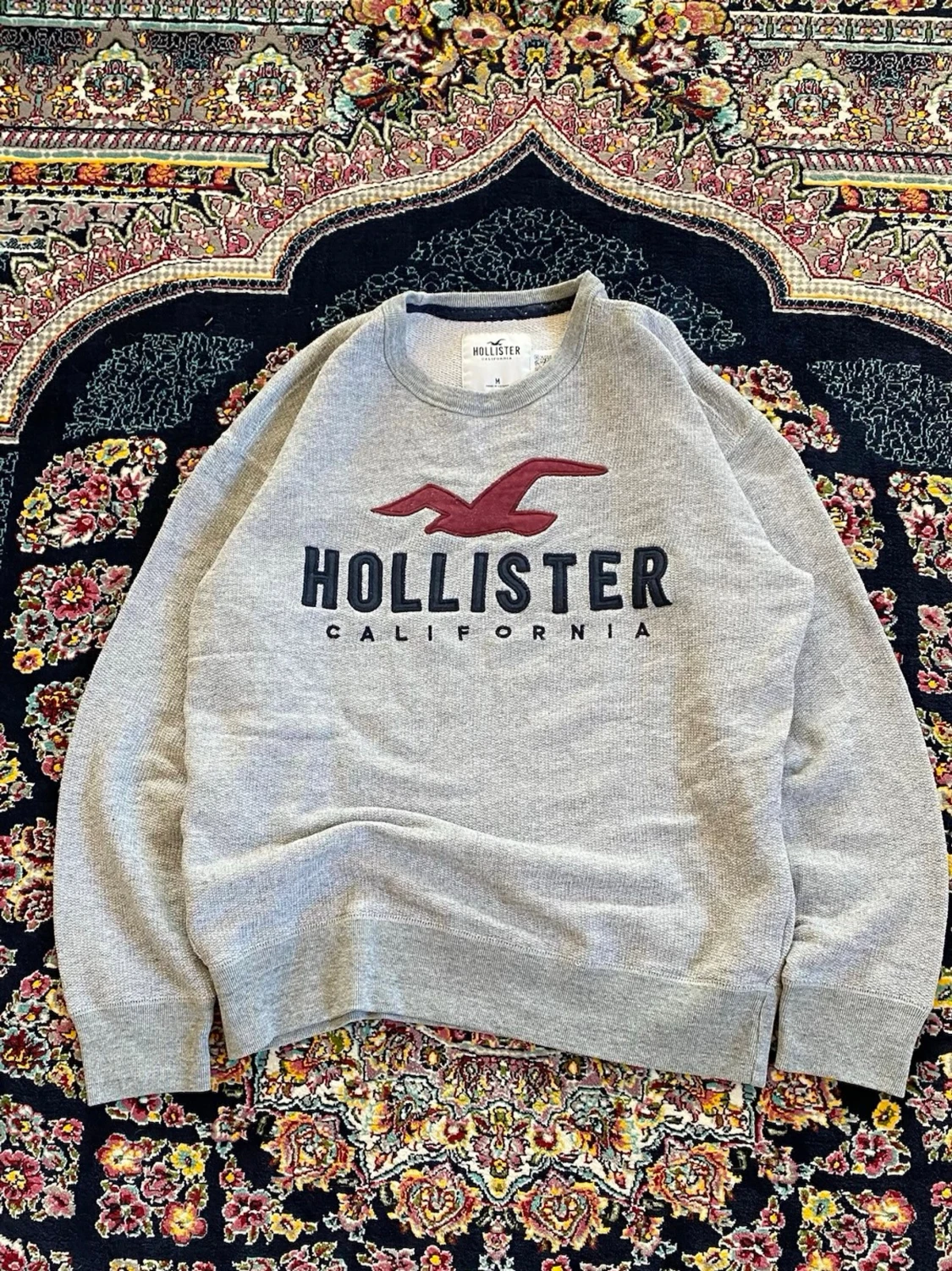 Grå sweatshirt från Hollister