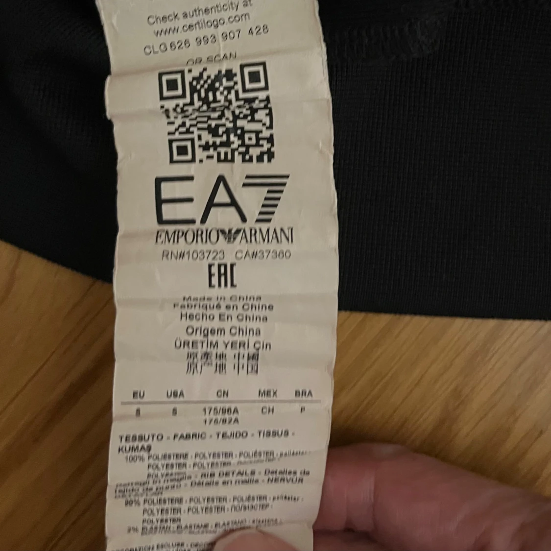 Svart track jacket från EA7 Armani - 3