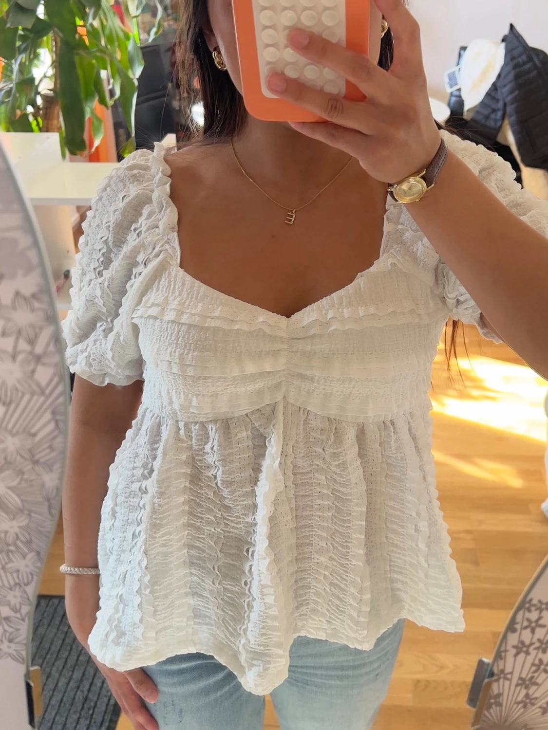 Vit puffärmad blus med struktur - 2