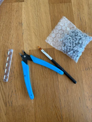 Nagel tillbehör  - Saker till naglar