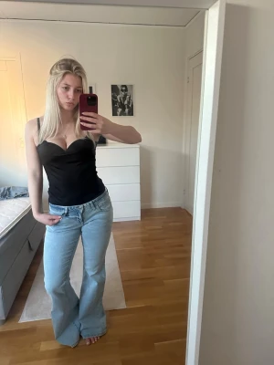 Trendig svart body - Trendig snygg svart body💓💓