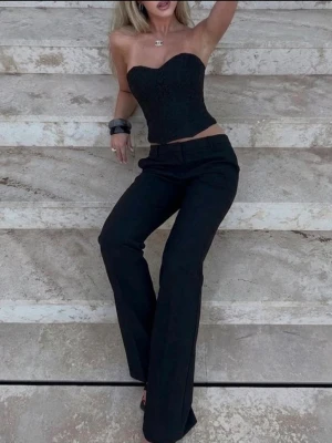 NY vacker spets korsett/ topp - Storlek S. Helt slutsåld!! Med prislapp, säljs pga lite för stor för min smak.