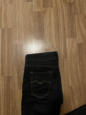 Blåa replay jeans - Snabbt köp bättre pris