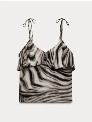 Zebra topp zara - Trendig topp från zara har dock inte kommit till andvändning❤️.