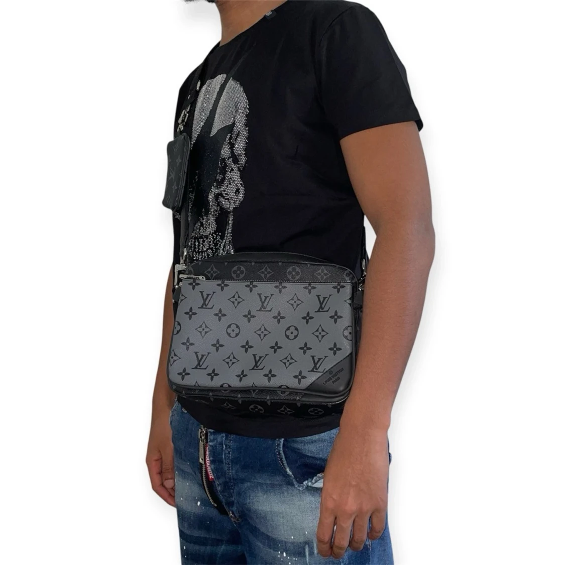 L.V Messenger Trio Bag - 1