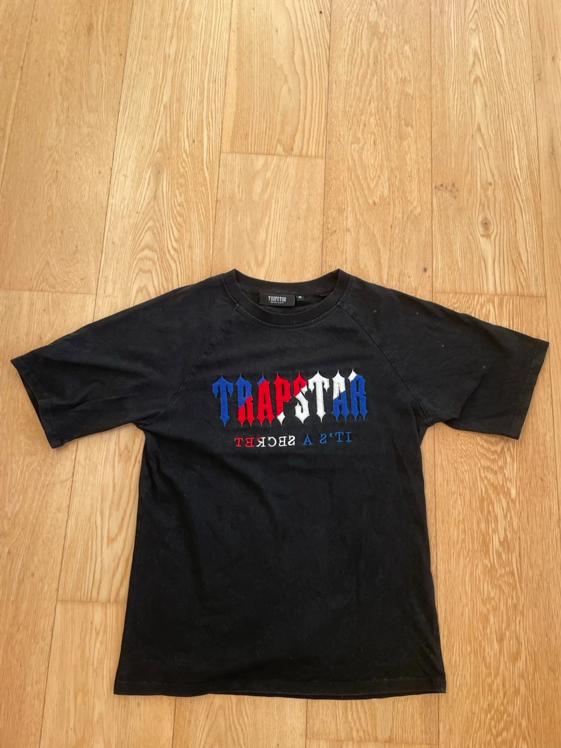 Trapstar svart t-shirt med tryck