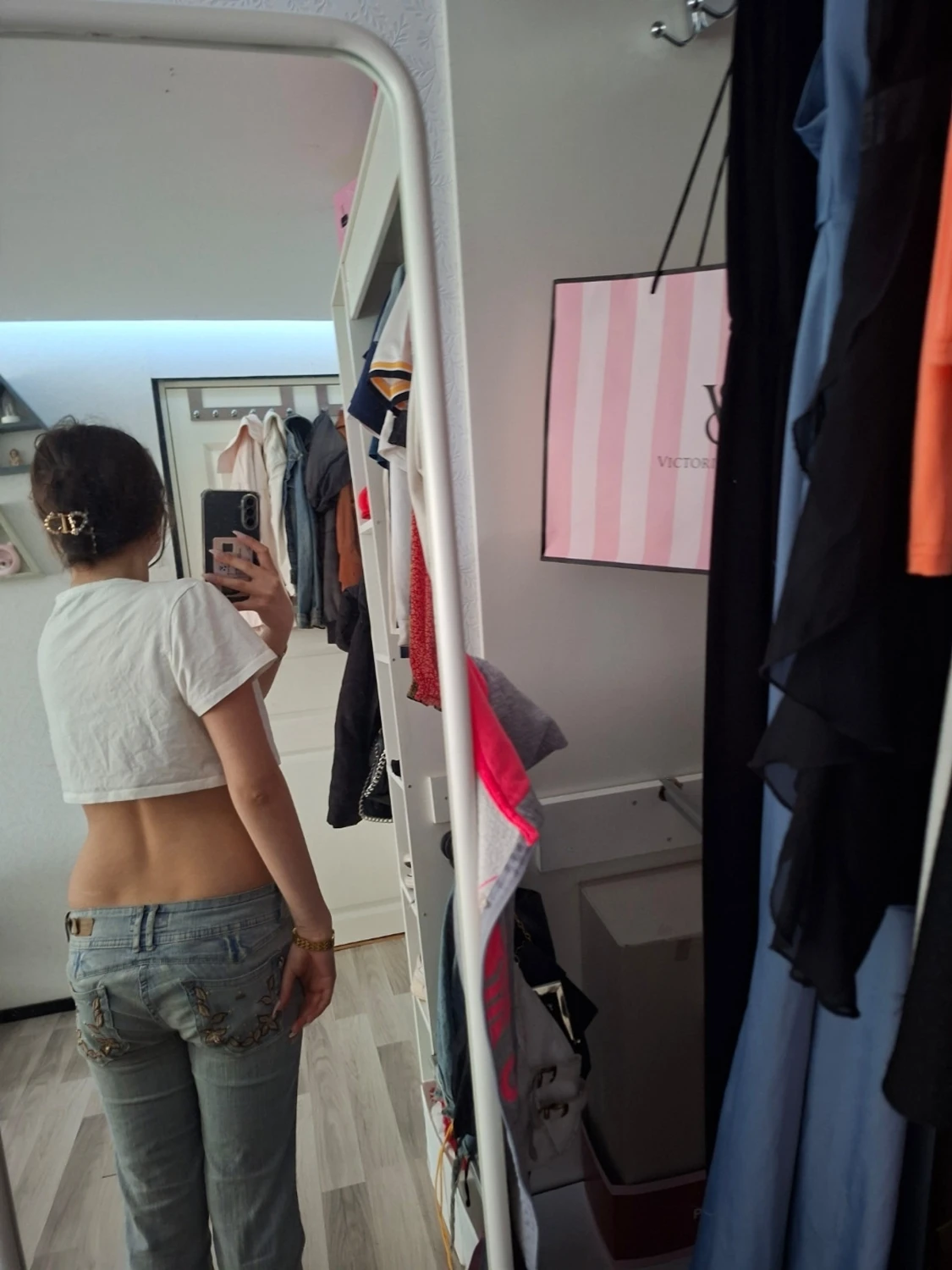 Vit croppad t-shirt med kort ärm - 3