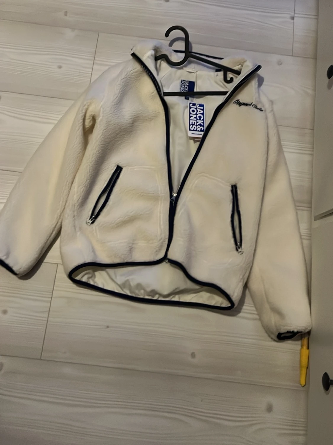 Jack & Jones vit teddyjacka - 1