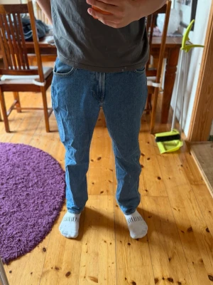 Lee jeans  - Ett par Lee jeans jag köpte för typ 4 år sedan och har använt en gång. W31 L32