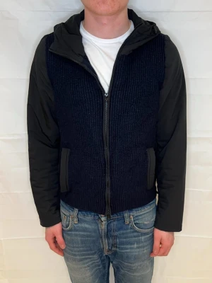 Gran sasso cardigan  - 9/10 | 50/M men sitter som en 48/S