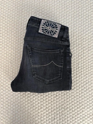 Jacob cohen jeans - Säljer dessa sjukt feta Jacob cohen nick slim! | de är storlek 30 (40x100ca)| nypris på dessa är 5599kr men mitt pris är 1899 | tveka inte på att skriva vid frågor eller funderingar 