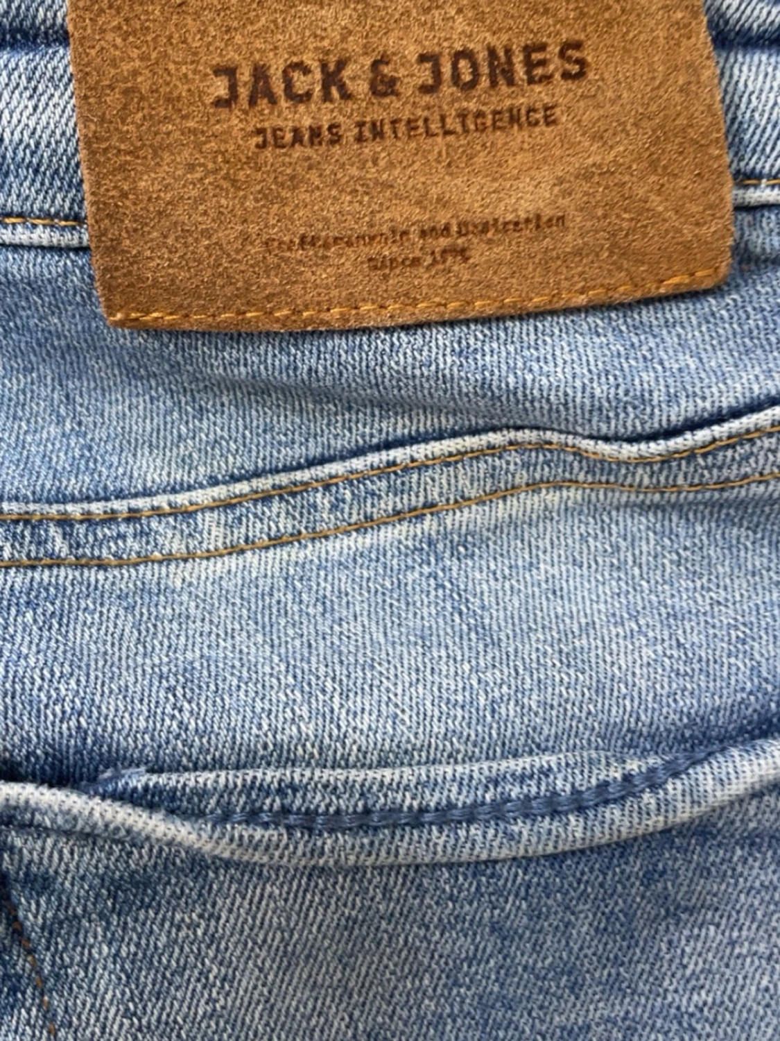 Ljusblå slitna skinny jeans - 2