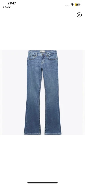 Zara jeans  - Säljer dessa jeans ifrån zara som är slutsålda! Passar mig som är 170cm lång.
