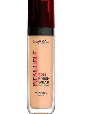 L'Oréal Infaillible 32H wear Foundation i färgen 15 - L'Oréal Infaillible foundation, har bara testat en gång, den är i färgen 15