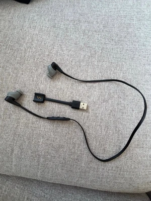 Bluetooth hörlurar - Laddare ingår