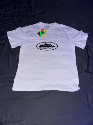 Corteiz - Sitter ganska så stort i armarna 