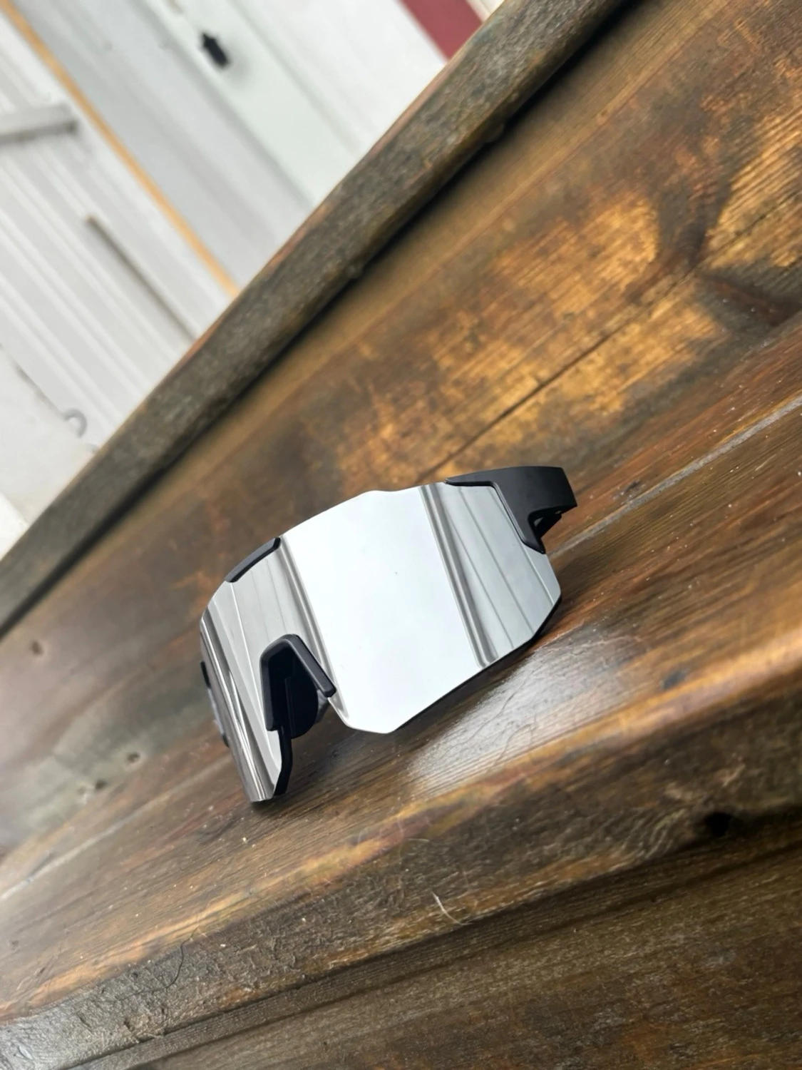 Silver spegelglas Sportsolglasögon med svart ram - 1