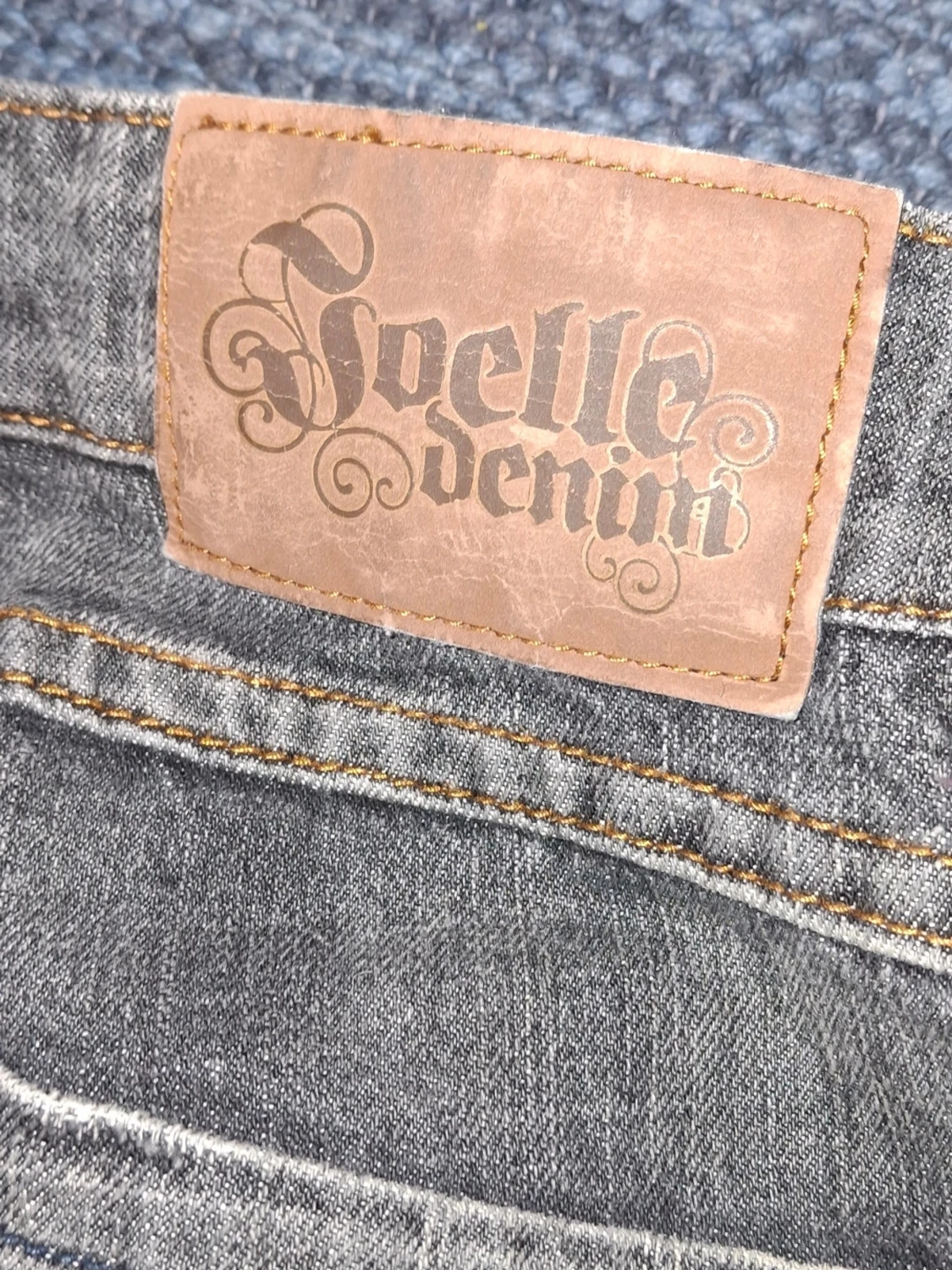 Grå bootcut jeans  - 4