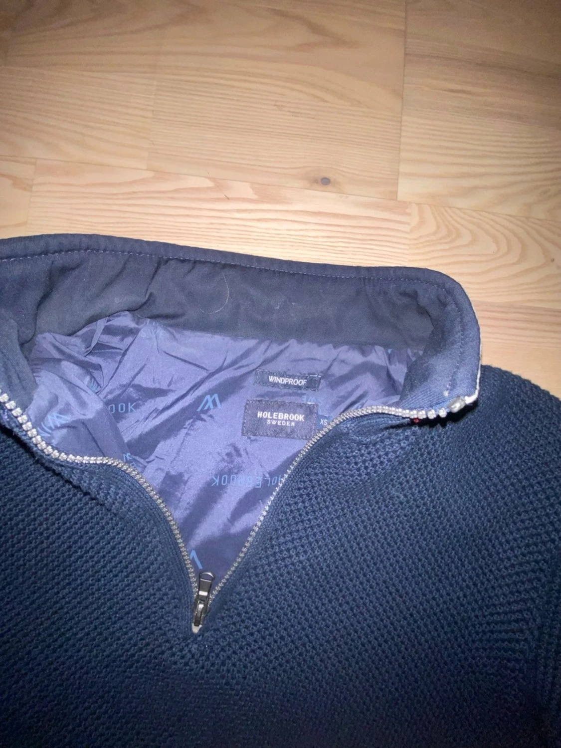 Mörkblå stickad tröja Holebrook - 1