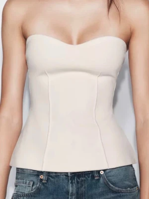 Zara bandeau-topp - Figurnära topp med hjärtformad urringning och bara axlar