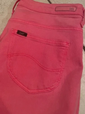 LEE Jeans Scarlett - LEE Jeans Scarlett, riktigt snygga!  Storlek: W29 L31