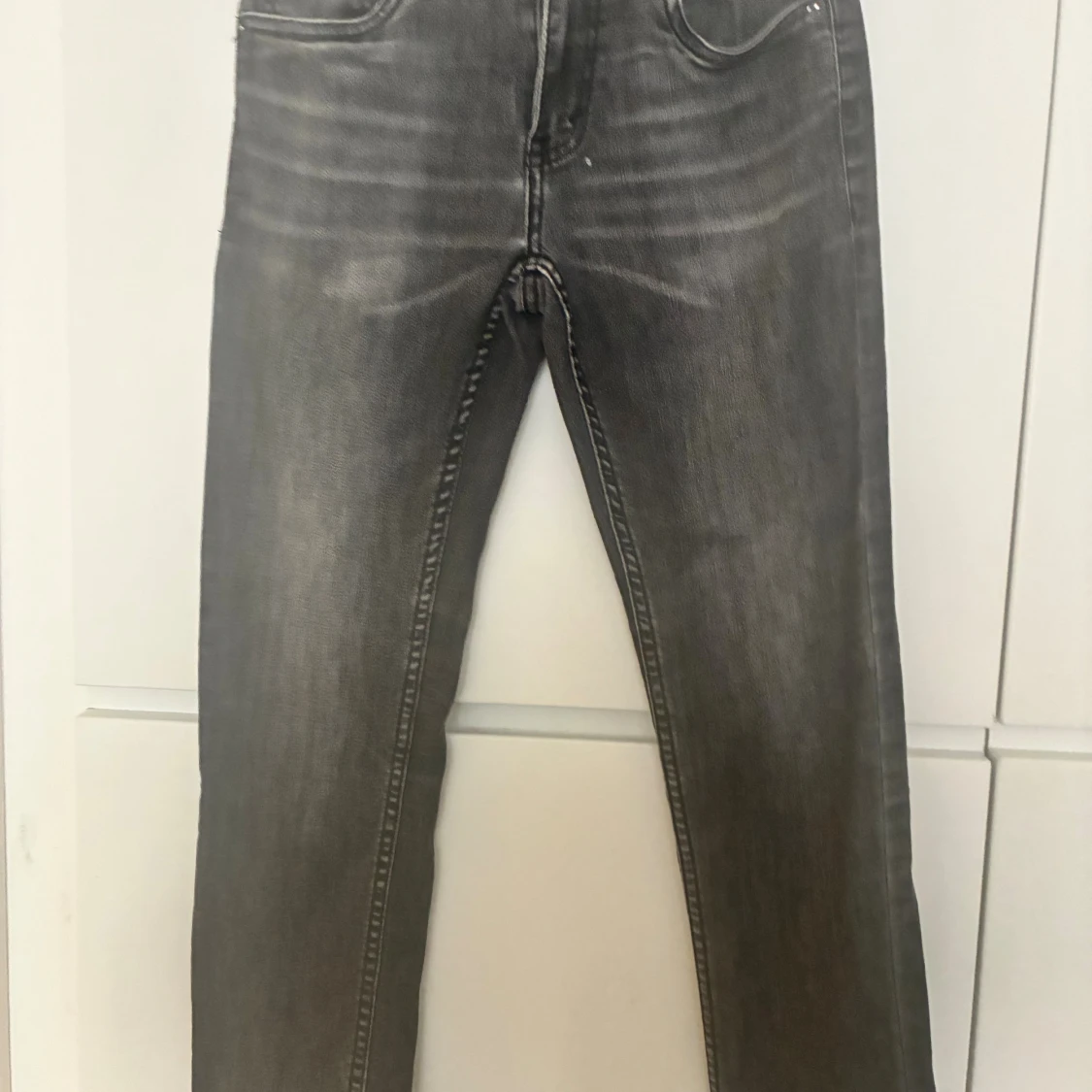 Grå jeans från Levi's