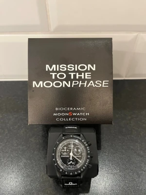 Omega Moon Swatch Moonphase  - En helt ny Omega Moon Swatch Moonphase!