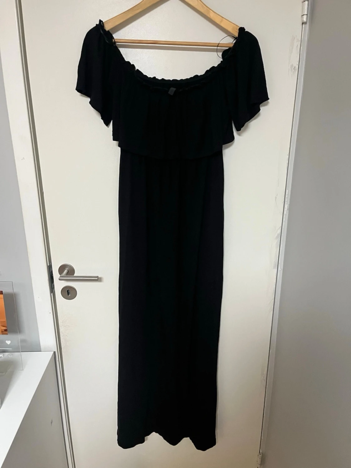 Svart offshoulder långklänning - 2