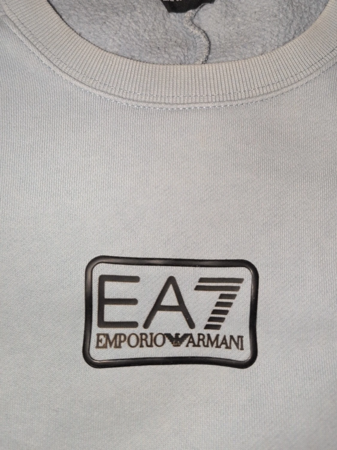 Ljusblå EA7 tröja - 2