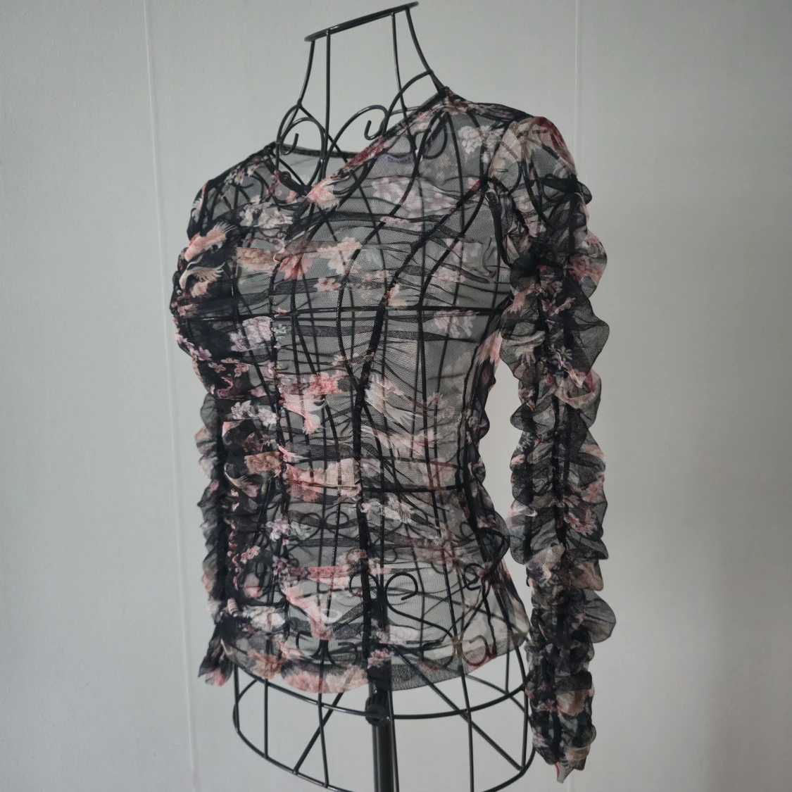 Fin sommarblus – lätt transparent - 1