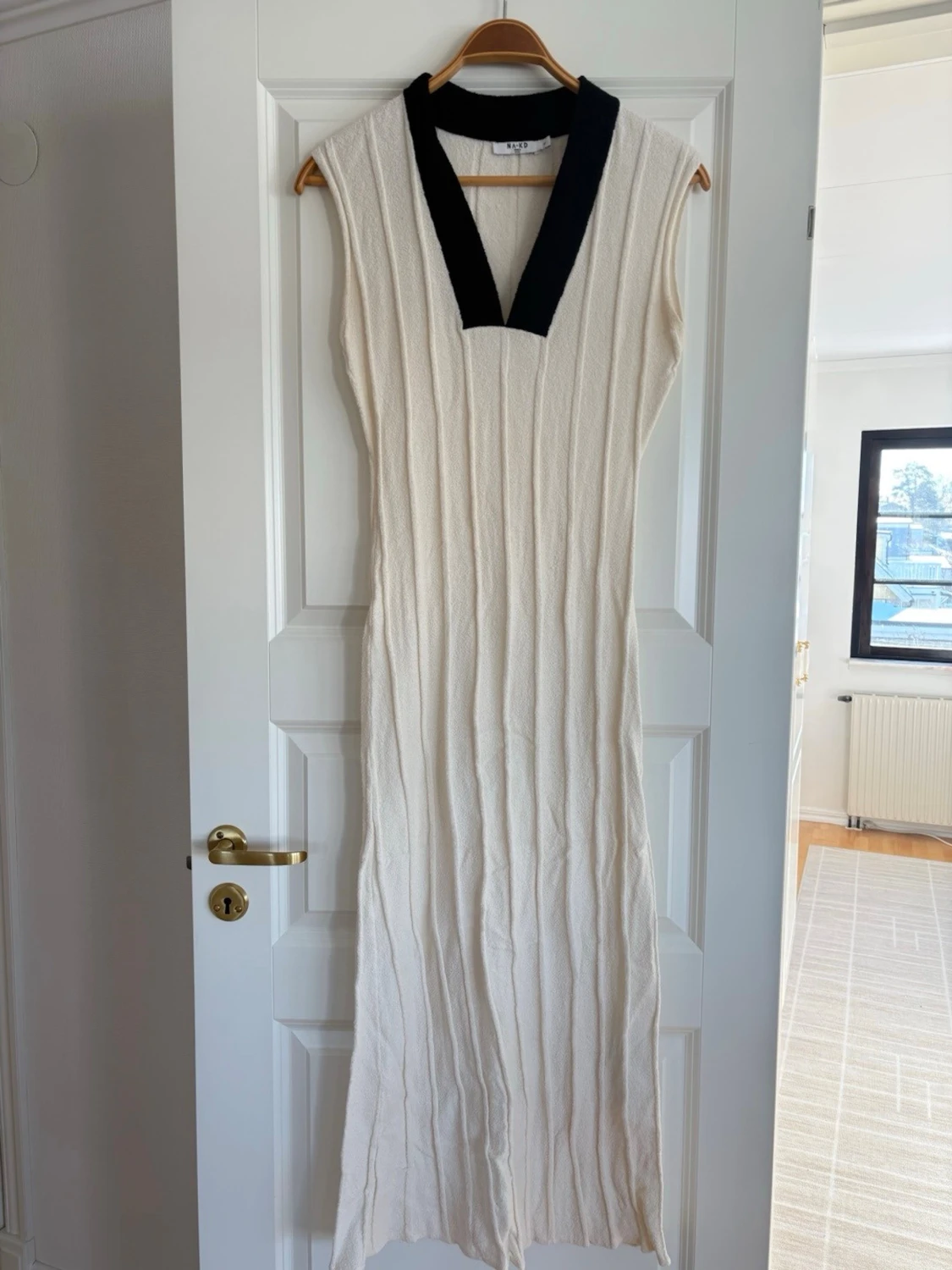 Stickad långklänning M nyskick  - 4