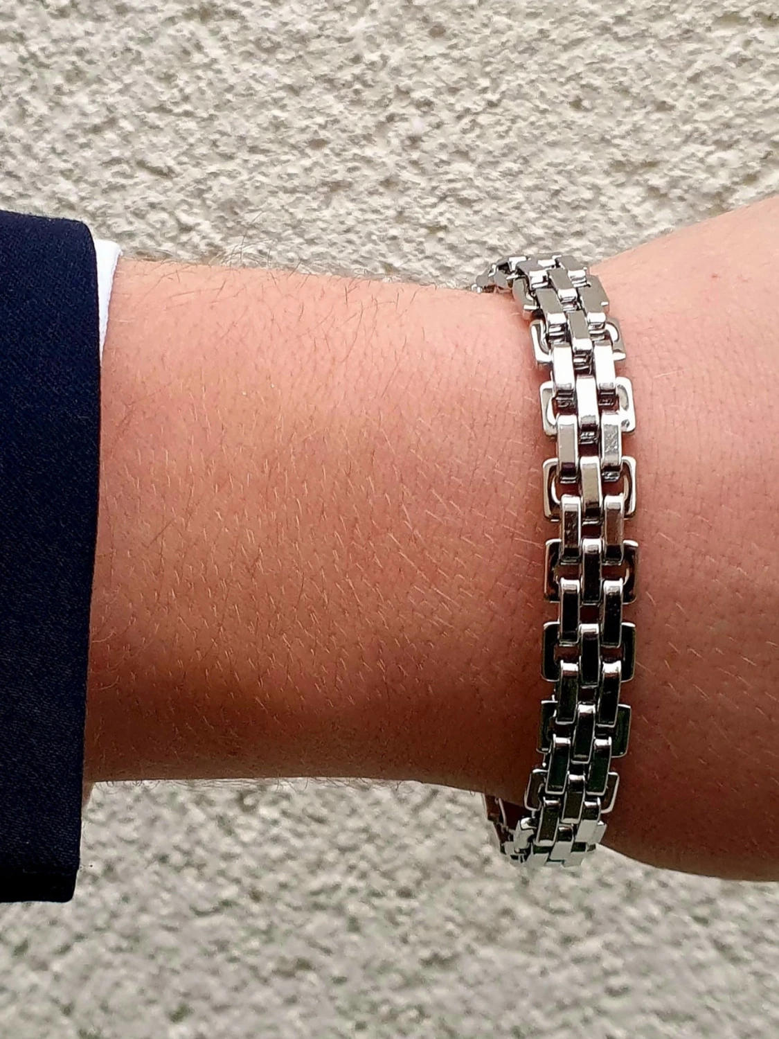 Två kedjearmband i metall - 4