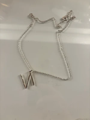 Maria Nilsdotter halsband - Halsband från marianilsdotter inga defekter på färg eller annat, skriv för mer frågor!