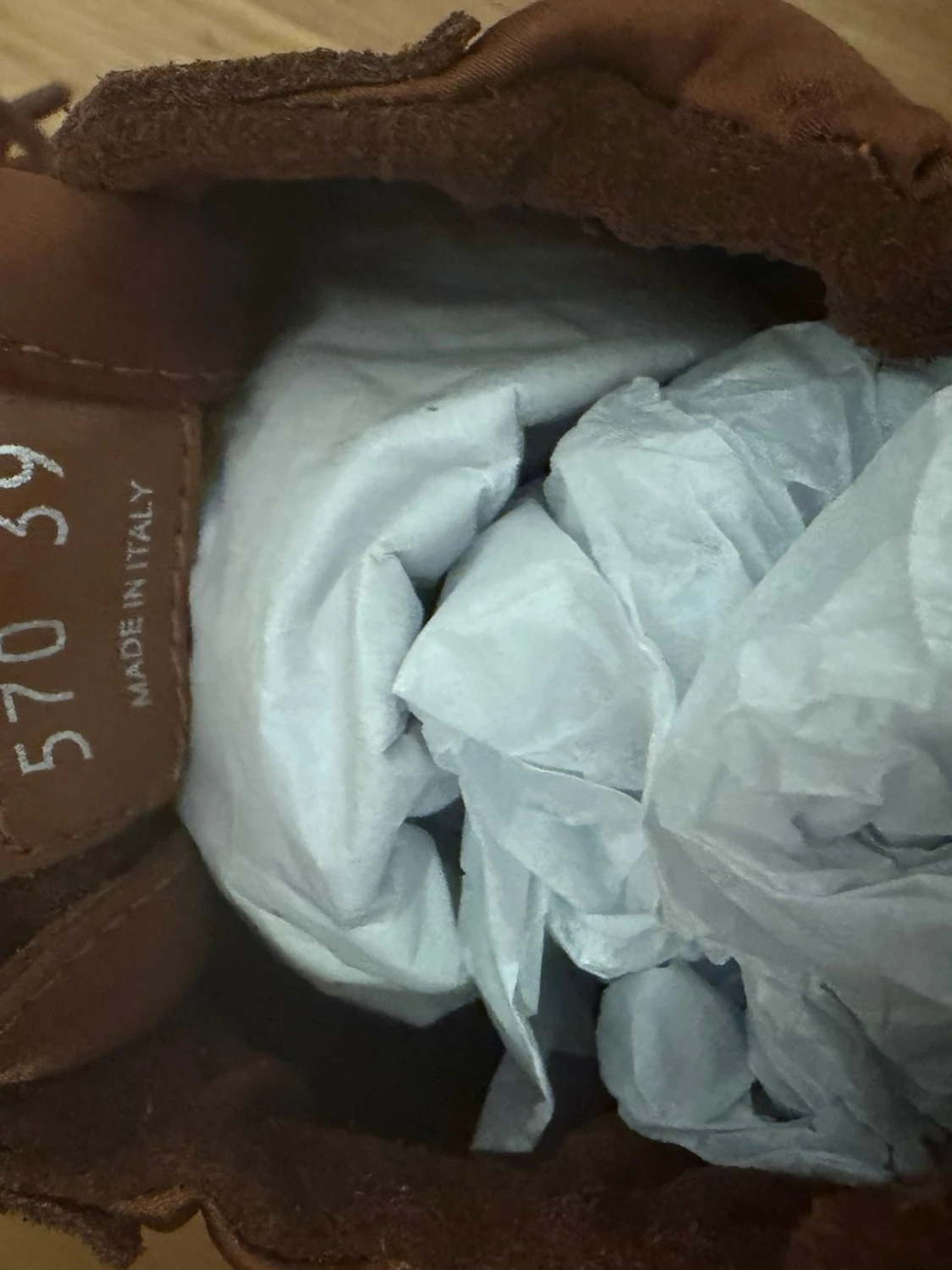 Bruna sneakers från Miu Miu - 6