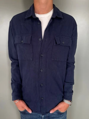 C&A Overshirt - Strl - L | Skick - 10/10 | Nypris - ca 1500kr | Vid minsta lilla möjlighet är det bara att höra av sig!