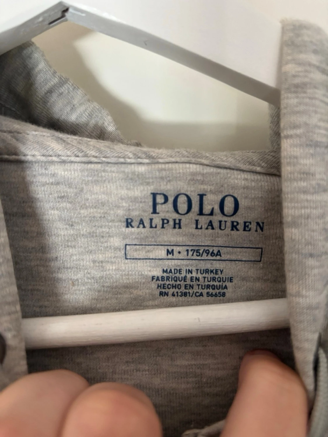 Grå hoodie från Polo Ralph Lauren - 1