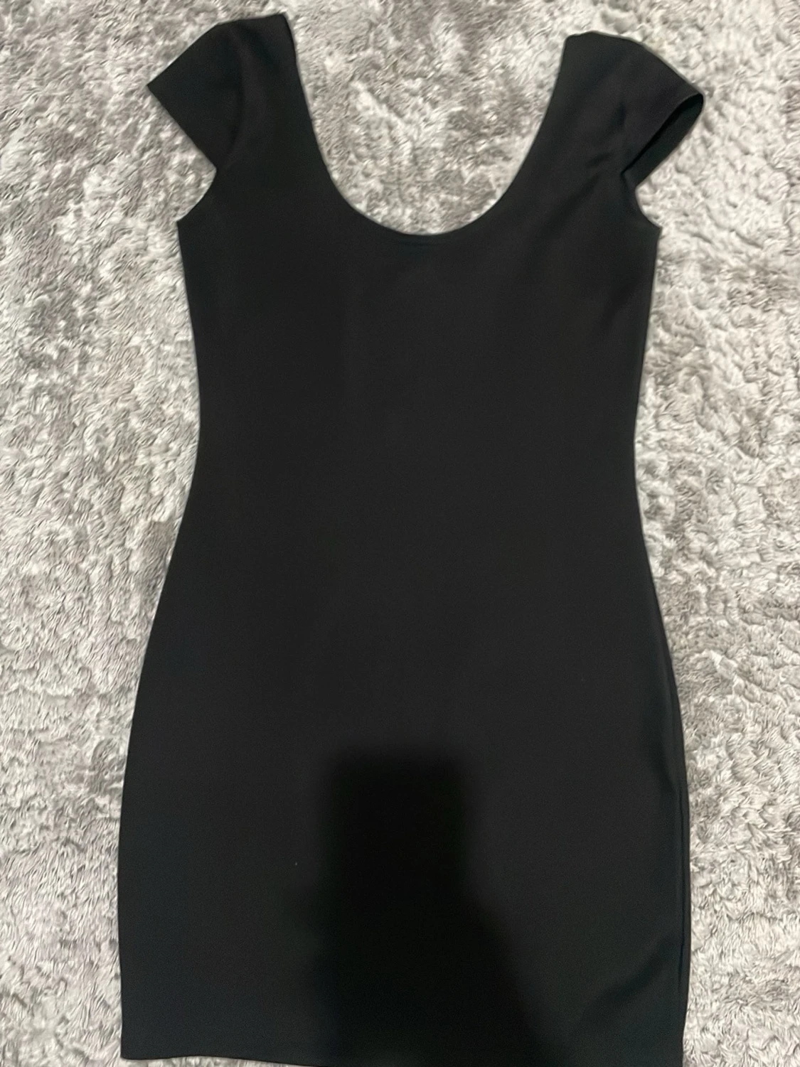 Svart kortklänning från Moretti