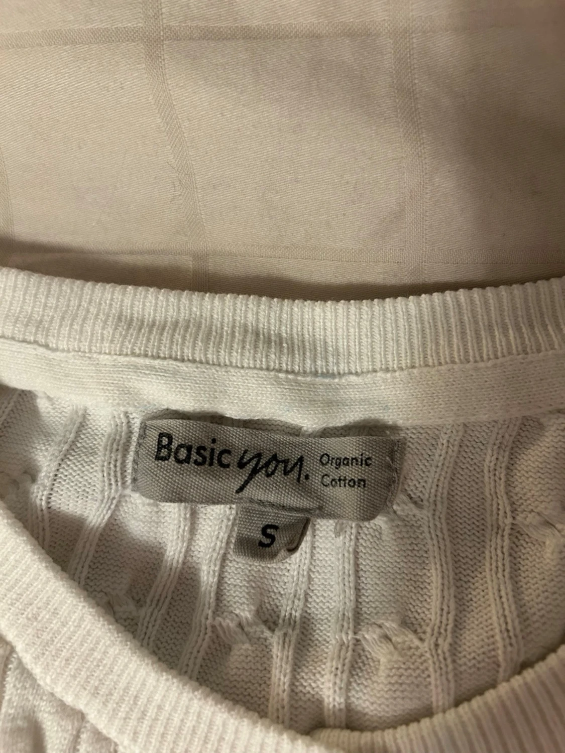 Vit kabelstickad tröja - 1