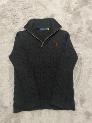 Ralph Lauren Quarter-Zip - Riktigt snygg och elegant, pris är ej hugget i sten!