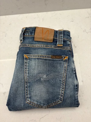 Nudie jeans  - Sjukt feta, snygg tvätt. Storlek w28. Sitter som w29. 