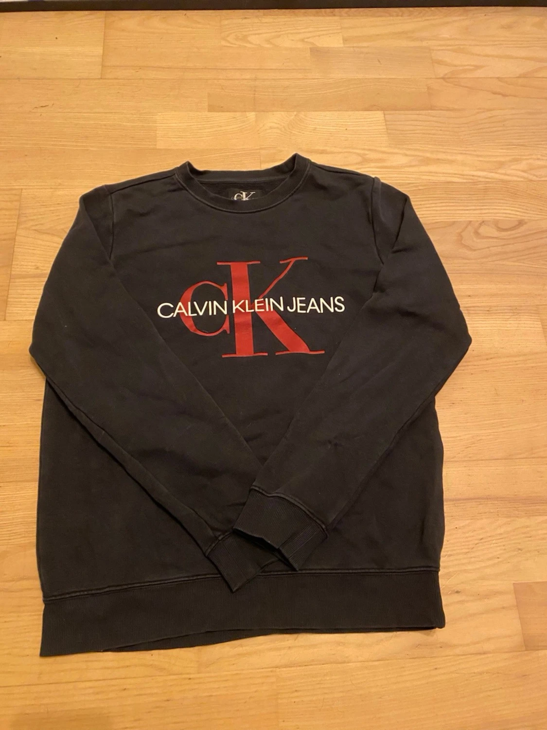 Svart sweatshirt Calvin Klein Jeans