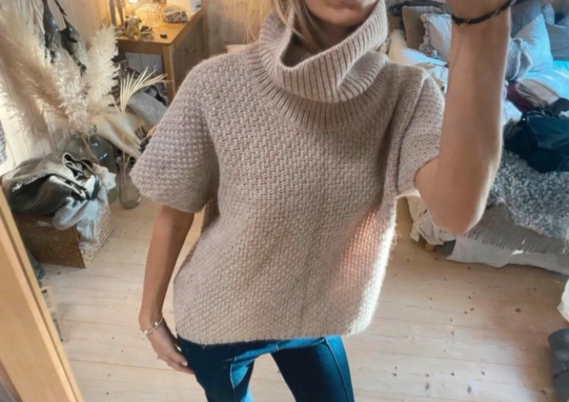 Stickad polo mohair tröja