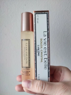 Lancome La vie est belle Soleil Cristal - Lancome La Vie Est Belle Soleil Cristal Perfume. 33ml bottle. New! Great summer/spring fragrance.